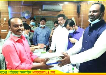 গোপালপুরে শারদীয় দুর্গাপূজায় আর্থিক অনুদান দিলেন এমপি ছোট মনির