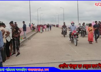 টাঙ্গাইলে করোনা সংক্রমণের তোয়াক্কা না করে ঈদে ঘোরাঘুরি