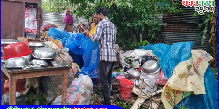 মির্জাপুরে সংখ্যালঘু পরিবারকে উচ্ছেদ