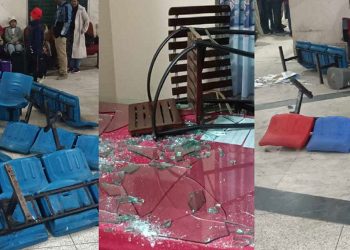 রাজশাহী রেলস্টেশনে ক্ষুব্ধ যাত্রীদের ভাঙচুর