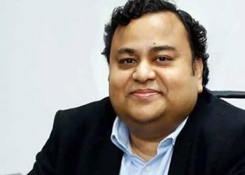 নাফিজ সরাফতের দুই সহযোগীর দেশত্যাগে নিষেধাজ্ঞা