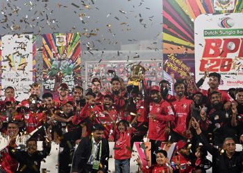 ট্রফি উদযাপনে বরিশাল যাবেন তামিমরা