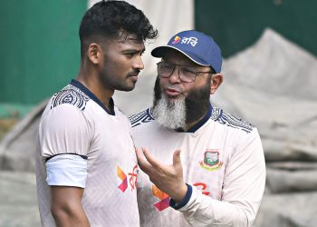 আবারও বাংলাদেশ দলের সঙ্গে যোগ দিলেন মুশতাক