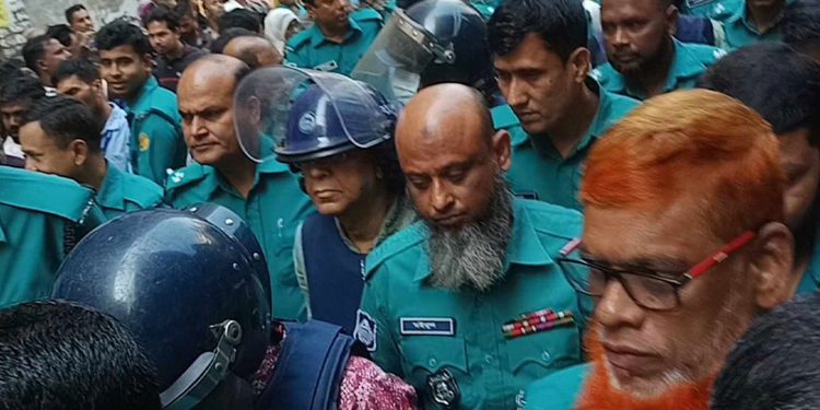 আনিসুলের ৬ মামুনের ৩ দিনের রি'মা'ন্ড মঞ্জুর
