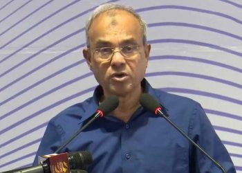 ৬ মাসে দুর্নীতি আগের চেয়ে অনেক কমেছে : স্বরাষ্ট্র উপদেষ্টা