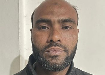 গঙ্গাচড়ায় ইউনিয়ন শ্রমিক লী'গ সভাপতি গ্রে'প্তা'র