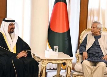 প্রধান উপদেষ্টার তেল শোধনাগারে কুয়েতকে বিনিয়োগের আহ্বান