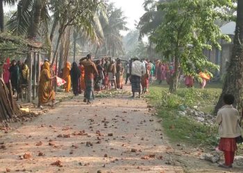 ঝিনাইদহে পাওনা টাকা চাওয়া নিয়ে দুপক্ষের সংঘর্ষ আ'হত ২০