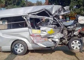 রাজশাহীতে ট্রাক-অ্যাম্বুলেন্স সংঘর্ষে নি'হত ৩