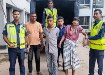 ঢাকা-আরিচা মহাসড়কে পুলিশের ফাঁদ ছিন'তাইকারী আ'টক