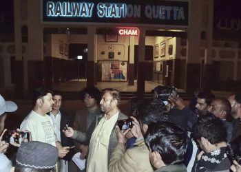 পাকিস্তানের ট্রেন থেকে ৮০ জিম্মি উদ্ধার বিচ্ছিন্নতাবাদী নি'হত ১৩