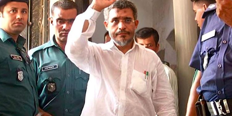 লুৎফুজ্জামান বাবরকে অ'স্ত্র উদ্ধারের অভিযোগে ১৭ বছর দণ্ড থেকে খালাস হা'ইকোর্টের