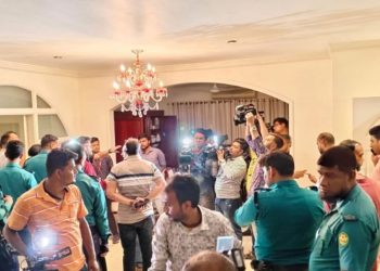 গুলশানে মধ্যরাতে বাড়িতে অনুপ্রবেশ ও তছনছের ঘটনায় ৩ জন থানায় জিজ্ঞাসাবাদ