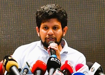 উপদেষ্টা মাহফুজ যুবকদের নিয়ে যে সুখবর দিলেন
