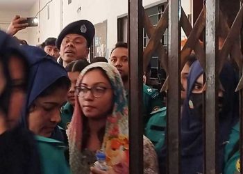 রাষ্ট্রদূত প্রেম ফাঁদ মা'মলায় মডেল মেঘনা আলমকে গ্রে'ফতার