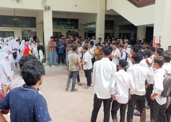 ছয় দফা দাবিতে টাঙ্গাইল পলিটেকনিক ইনস্টিটিউট 'কমপ্লিট শাটডাউন'