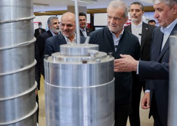 আজ ওমানে যুক্তরাষ্ট্র-ইরান পরমাণু আলোচনা হু'মকির সুরে ট্রাম্প প্রশাসন