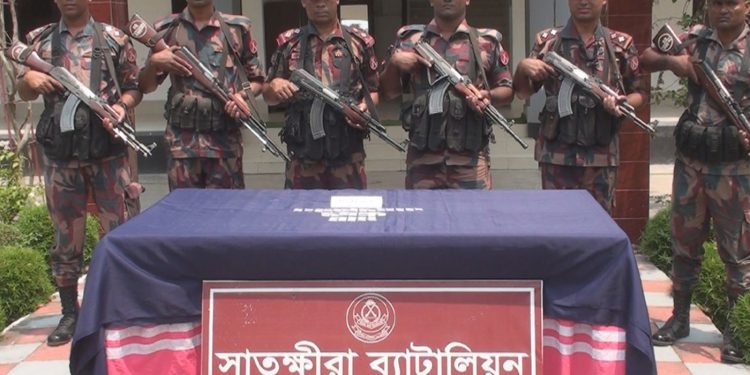 সাতক্ষীরায় ২৩ লাখ টাকার হীরার গহনা উদ্ধার