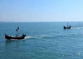টেকনাফ উপকূলে ১১ বাংলাদেশি জেলেকে অ'প'হরণ অভিযোগ আরাকান আর্মির বিরুদ্ধে