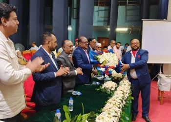 সাবেক সেনা কর্মকর্তা হাসান সারওয়ার্দীসহ পাঁচ শতাধিক ব্যক্তি এলডিপিতে যোগদান