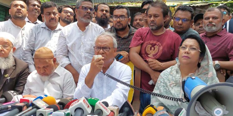 অন্তর্বর্তী সরকারের কোনো আইনগত শক্তি নেই দাবি রুহুল কবির রিজভী