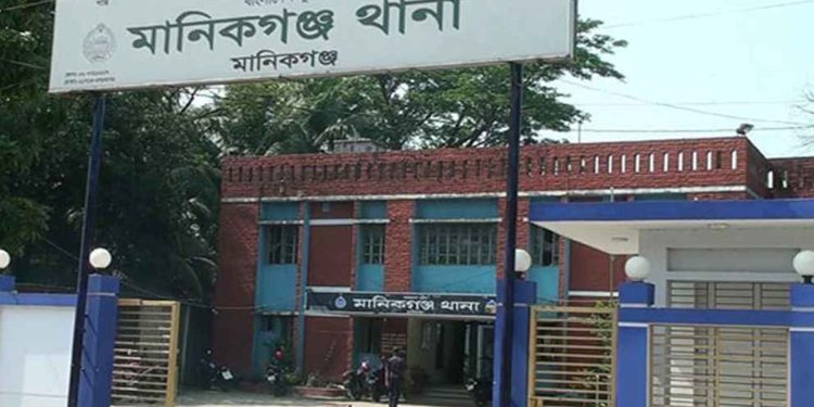 চিত্রশিল্পীর বাড়িতে আ'গুন: ছাত্রলীগ ও আ.লীগ নেতাসহ গ্রে'ফতার ৬
