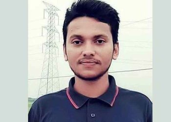 ছাত্র-জনতা হ'ত্যা মা'মলার আসামি ছাত্রলীগ নেতা রাসেল বিমানবন্দরে গ্রে'প্তার