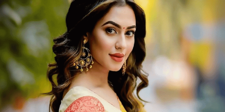 অভিনেত্রী নুসরাত ফারিয়াকে আ'দালতে হাজির