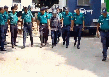 সাবেক আ'ইজিপি শহীদুলসহ দুই পুলিশ কর্মকর্তা ট্রাইব্যুনালে হাজির