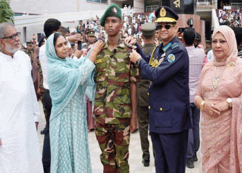বিএমএ-তে ৮৮তম কুচকাওয়াজে কমিশন পেলেন ১৫৫ অফিসার ক্যাডেট