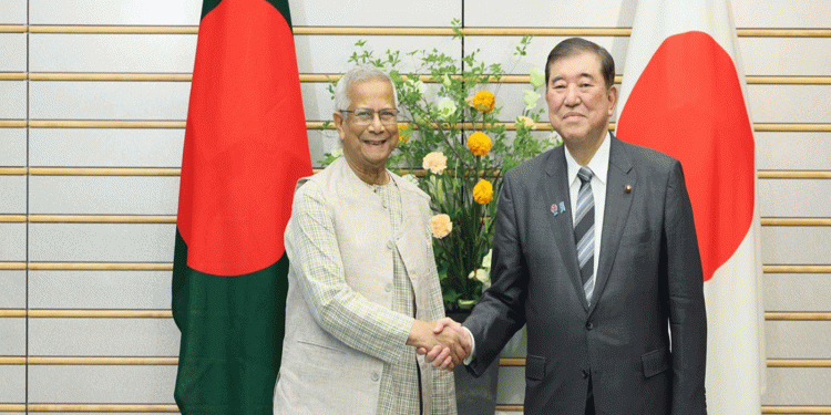 জাপান সফর শেষে ঢাকার পথে প্রধান উপদেষ্টা ড. মুহাম্মদ ইউনূস