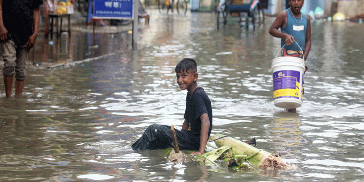 এবার ৪ জেলায় বন্যার শঙ্কা কৃষকের জন্য জরুরি নির্দেশনা