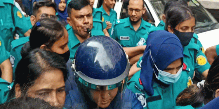 ছাত্র হ'ত্যার মা'মলায় সাবেক এমপি মমতাজ কা'রাগারে