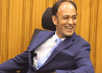 ব্যারিস্টার সায়েদুল হক সুমন ও স্ত্রীর বিদেশযাত্রায় আদালতের নিষেধাজ্ঞা