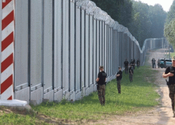 পোল্যান্ডে সীমান্তে অভিবাসী আশ্রয় অধিকার স্থগিত