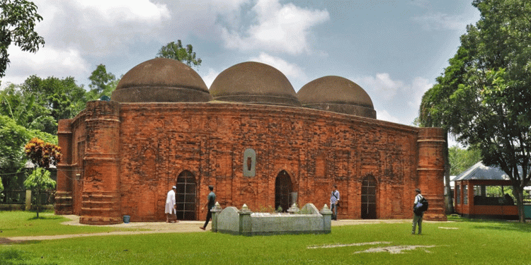 ৪৩৭ বছরের পুরনো খেরুয়া মসজিদ: বগুড়ার ঐতিহাসিক স্থাপত্যের নিদর্শন