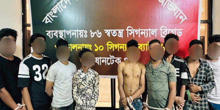 রাজধানীতে সেনা অভিযানে 'হিটলু বাবু গ্যাং'-এর ১০ সদস্য গ্রে'ফতার