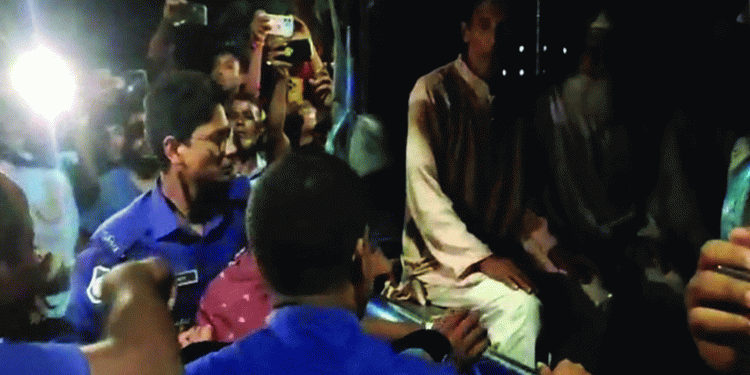 চাল বিতরণে দুর্নীতি: পঞ্চগড়ে ১১ ইউপি সদস্য গ্রে'প্তা'র