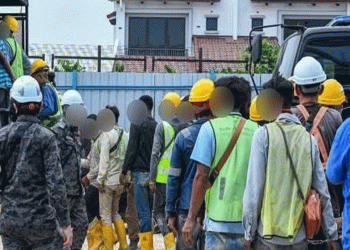 মালয়েশিয়ায় ১০৭ বাংলাদেশিসহ ১৬২ অবৈধ অভিবাসী গ্রে'প্তার