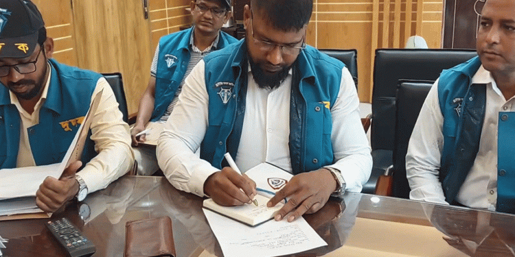 মাদারীপুর জেলা হাসপাতালে দরপত্রে অনিয়ম দু'দকের অ'ভিযান