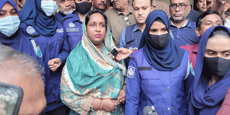 "হ'ত্যা মা'মলায় রি'মান্ডে সাবেক মেয়র আইভী"