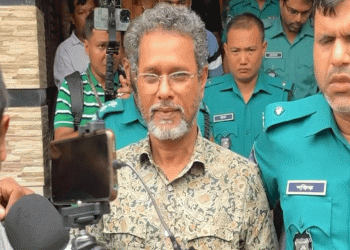 মিরপুরে ছাত্র আন্দোলনের বিক্ষোভে আওয়ামী লীগ নেতা আ'টক