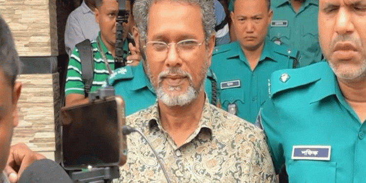 মিরপুরে ছাত্র আন্দোলনের বিক্ষোভে আওয়ামী লীগ নেতা আ'টক