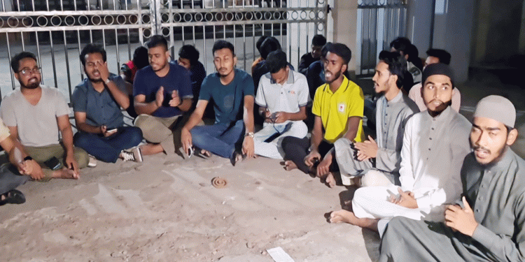 টাঙ্গাইলে ছা'ত্রলীগের মিছিলের প্রতিবাদে শিক্ষার্থীদের বি'ক্ষোভ