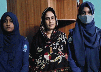 ঢাকায় গ্রে'প্তা'র দীঘিনালার নারী আওয়ামী লীগ নেত্রী লাকি