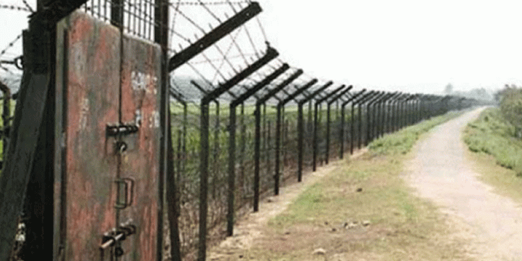 কসবা সীমান্তে বিএসএফের গু'লিতে দুই বাংলাদেশি আ'হত