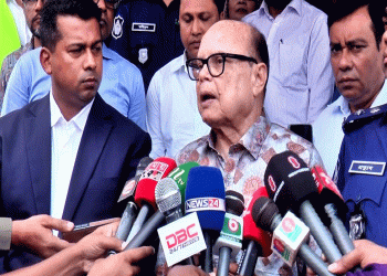 চালের দাম সহনশীল পর্যায়ে কৃষকের ন্যায্যমূল্য নিশ্চিত করতে হবে: খাদ্য উপদেষ্টা