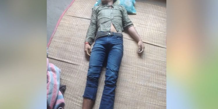 ঠাকুরগাঁওয়ের মায়ের সাথে অভিমানে যুবকের আ'ত্মহ'ত্যা