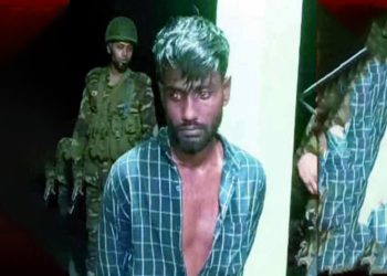 চলন্ত বাসে কিশোরীকে ধ'র্ষণের অভিযোগ চালক আ'টক