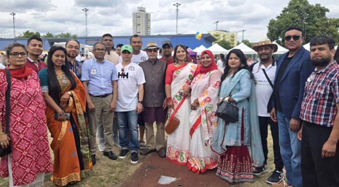 লন্ডনের বৈশাখী মেলায় টাঙ্গাইল জেলা সমিতির অংশগ্রহণ